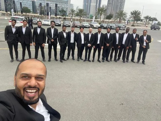 Chauffeur team, pre-shift — Mercedes fleet
